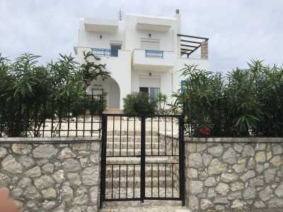 Villa For Sale in Psinthos, Greece