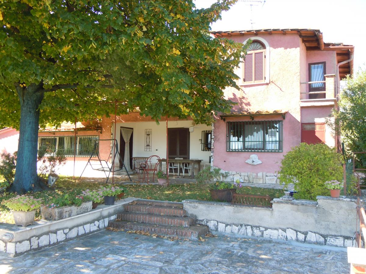 Picture of Home For Sale in Collevecchio, Lazio, Italy