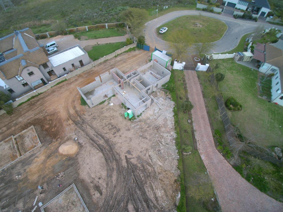 Picture of Home For Sale in Cape Saint Francis, Eastern Cape, South Africa