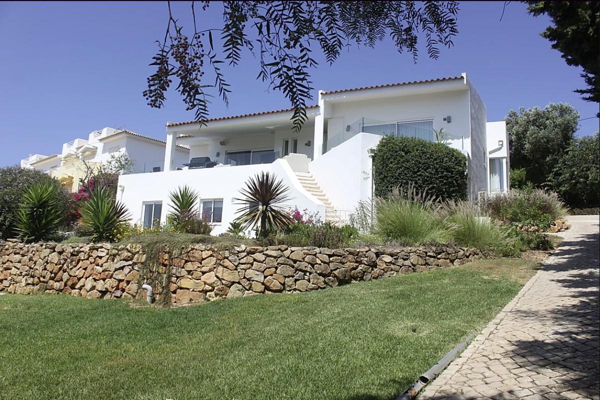 Picture of Villa For Sale in Praia Da Luz, Algarve, Portugal