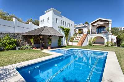 Villa For Sale in Benahavis, Spain