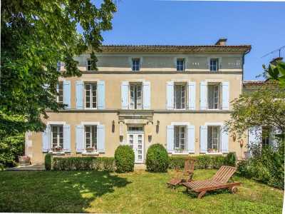 Home For Sale in Bresdon, France