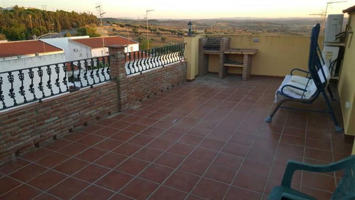 Picture of Home For Sale in Badajoz, Grand Est, Spain