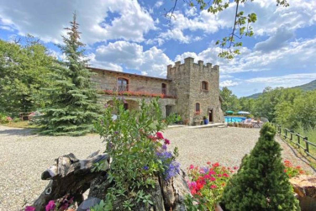 Picture of Home For Sale in Tuscany, Zagrebacka Zupanija, Italy