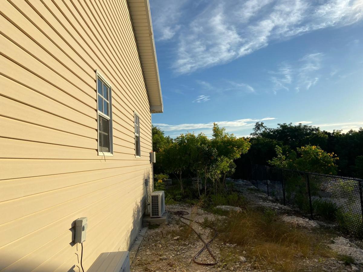 Picture of Home For Sale in Grace Bay, Providenciales, Turks and Caicos Islands