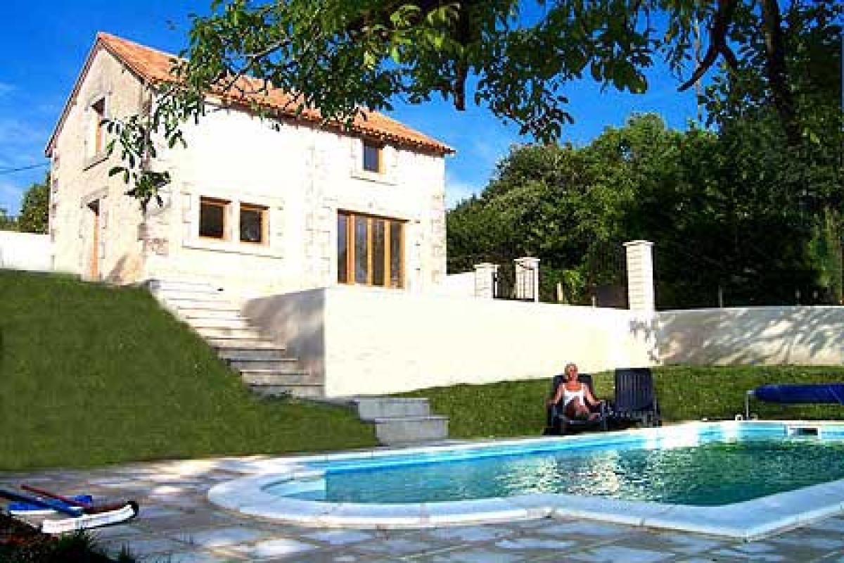 Picture of Home For Sale in Riberac, Ionioi Nisoi, France