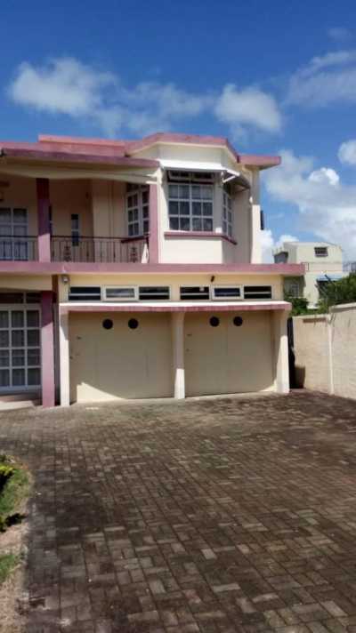 Villa For Sale in Port Louis, Mauritius