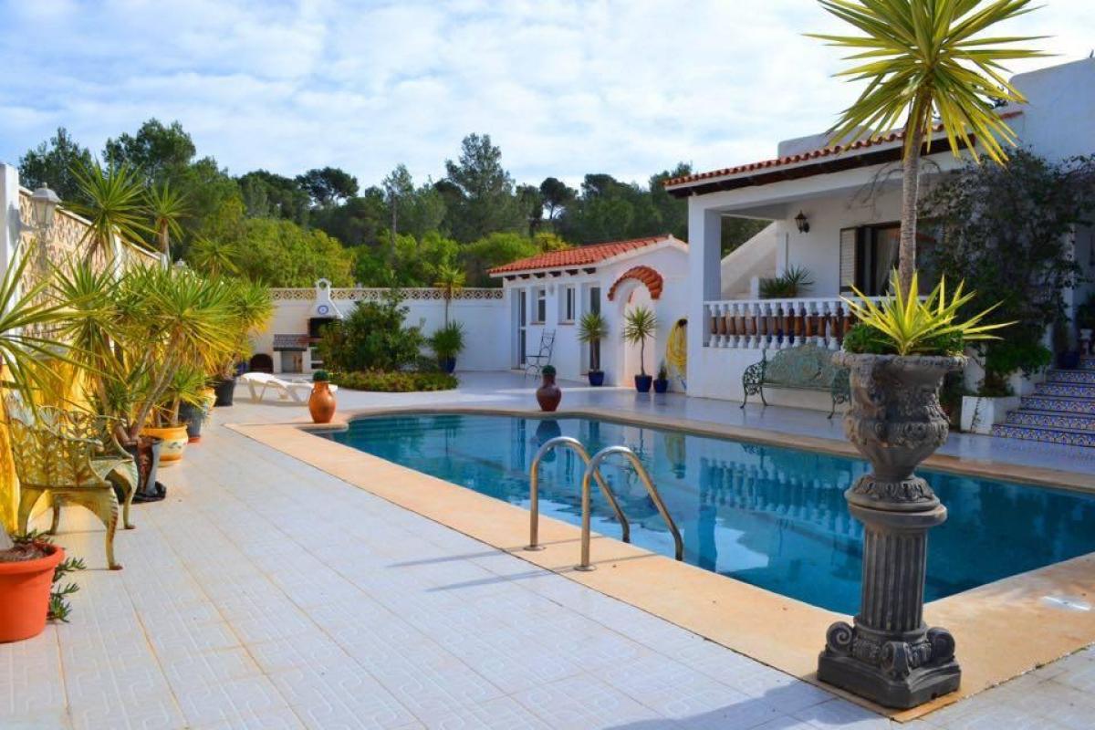 Picture of Villa For Sale in Sant Agusti Des Vedra, Balearic Islands, Spain
