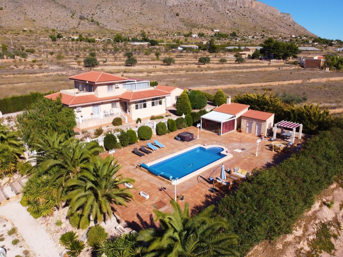 Picture of Home For Sale in El Fondo De Les Neus, Andalucia, Spain