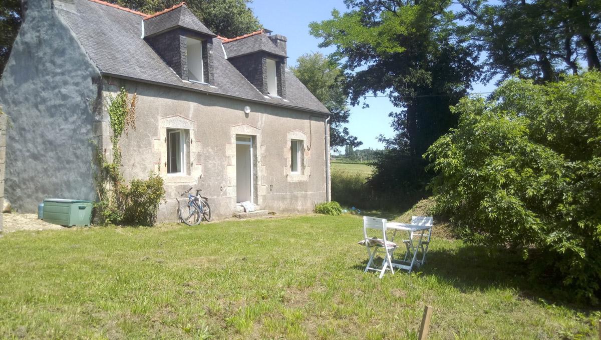 Picture of Vacation Cottages For Sale in Plougonven, Bretagne, France