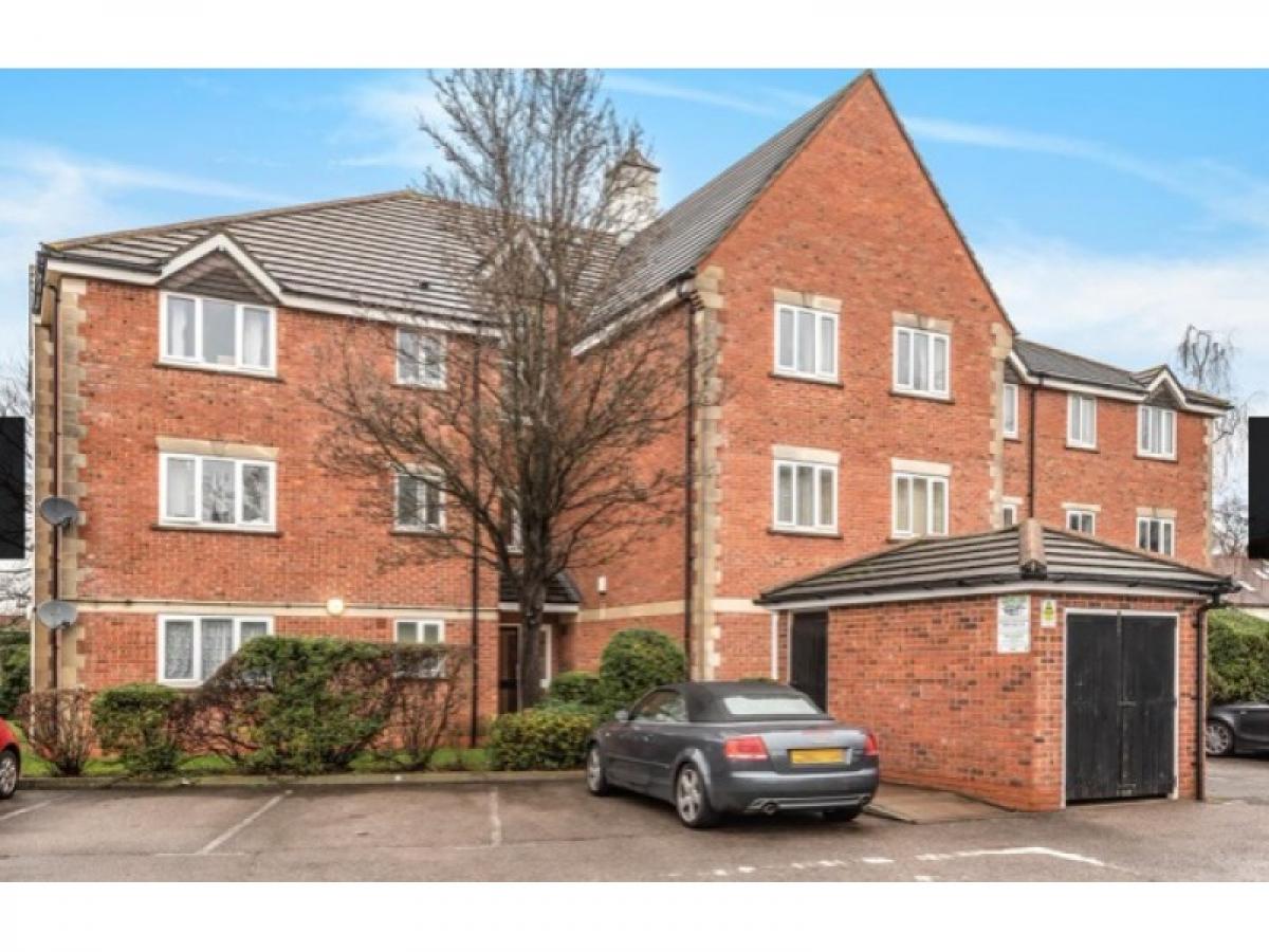 Picture of Apartment For Sale in London, Greater London, United Kingdom