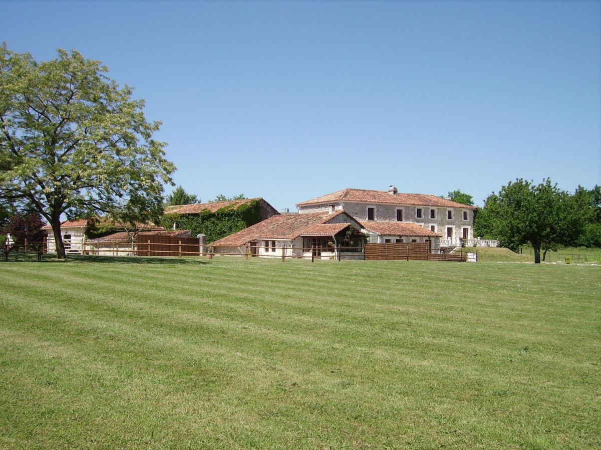 Picture of Home For Sale in Perignac, Ionioi Nisoi, France