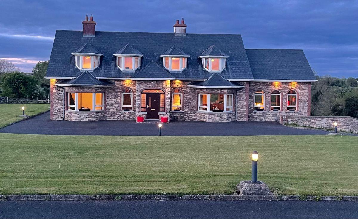 Picture of Bungalow For Sale in Ballymahon, Longford, Ireland