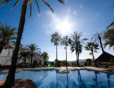 Apartment For Sale in La Duquesa, Spain