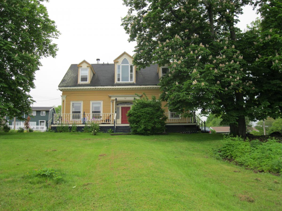 Picture of Home For Sale in Halifax, Nova Scotia, Canada
