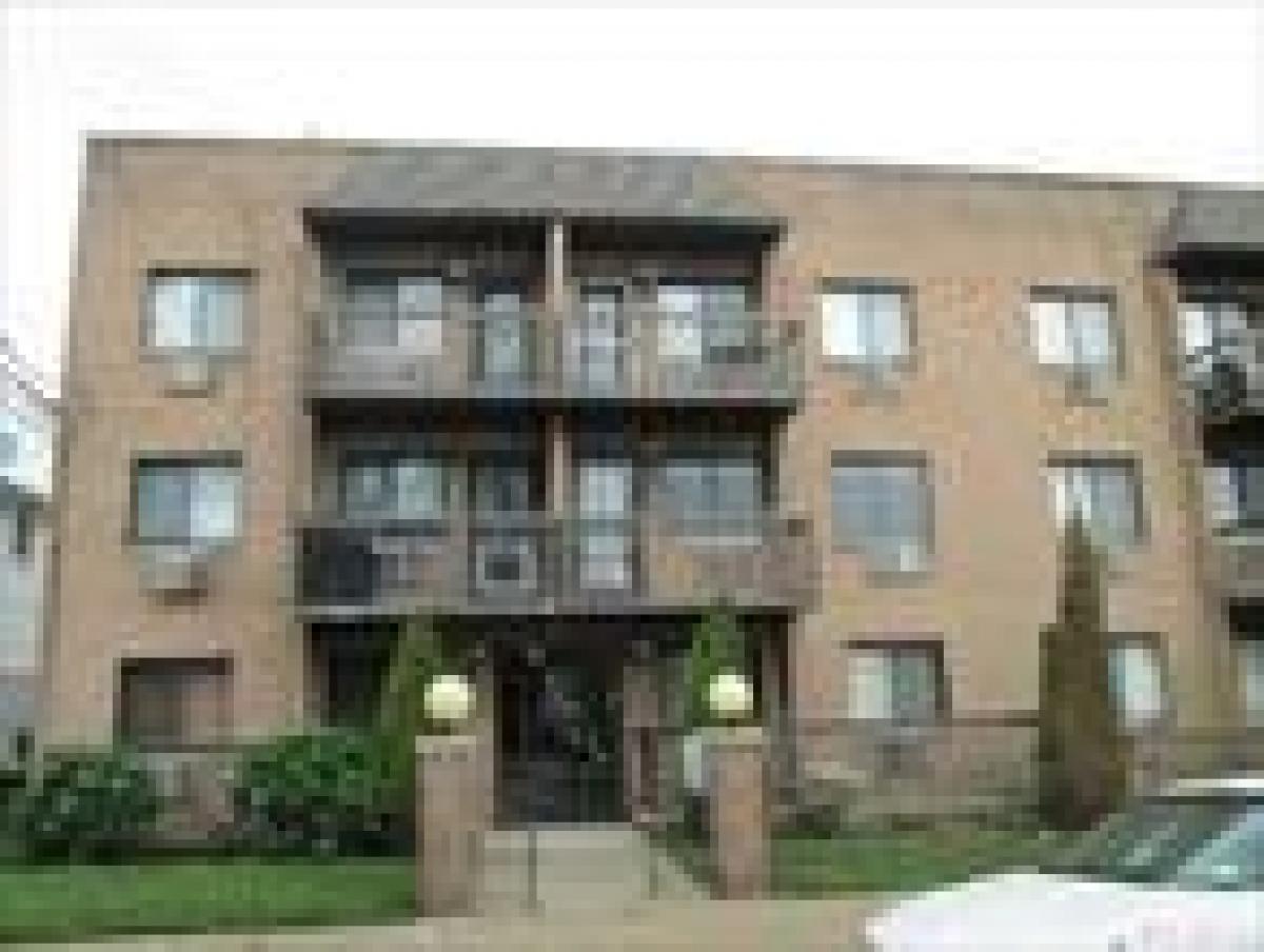 Picture of Apartment For Rent in Whitestone, New York, United States