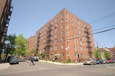 Apartment For Rent in Elmhurst, New York