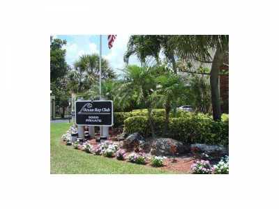Townhome For Rent in Lauderdale by the Sea, Florida