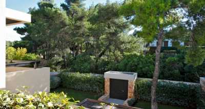 Villa For Sale in Athens, Greece