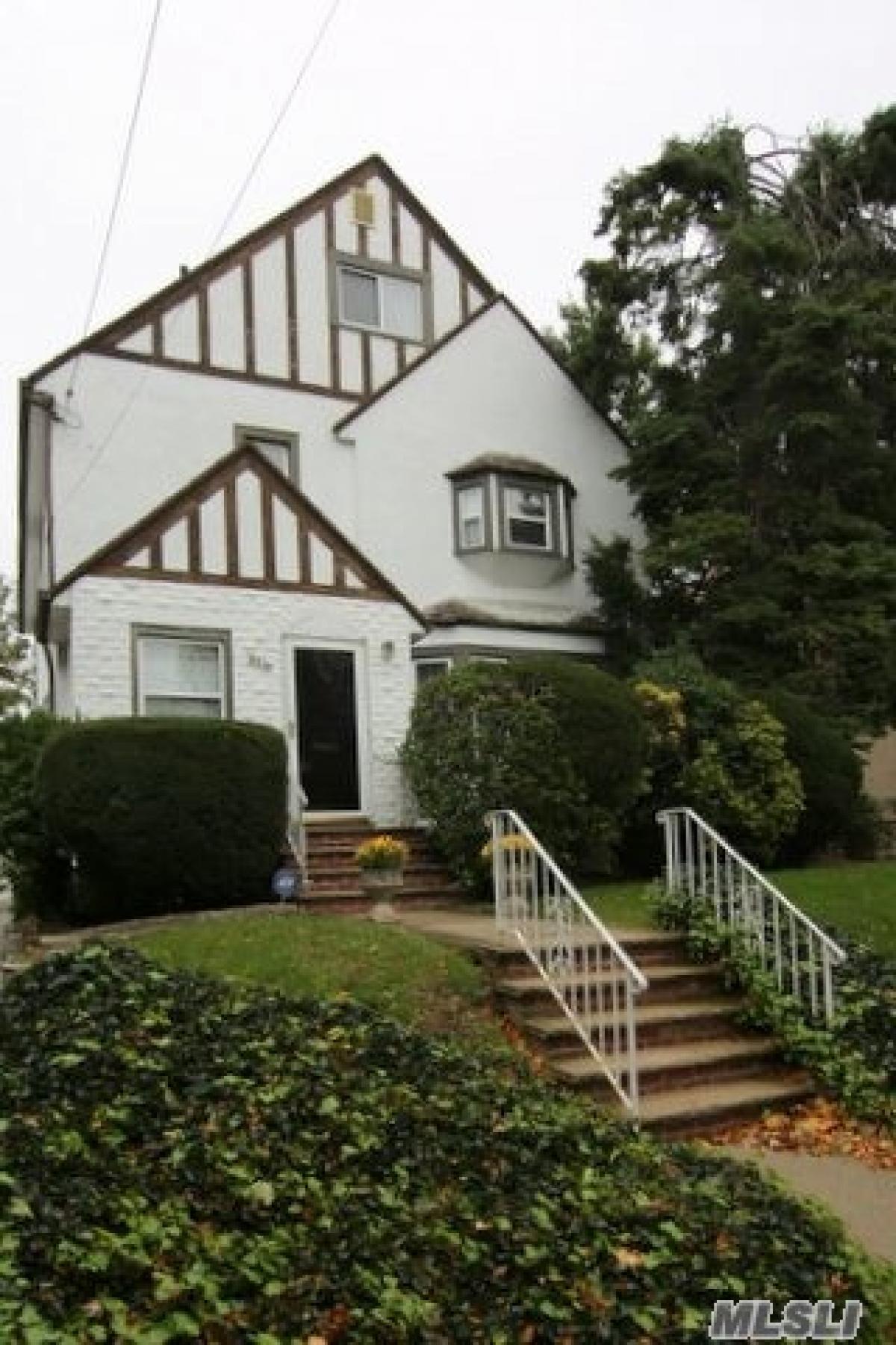 Picture of Apartment For Sale in Flushing, New York, United States