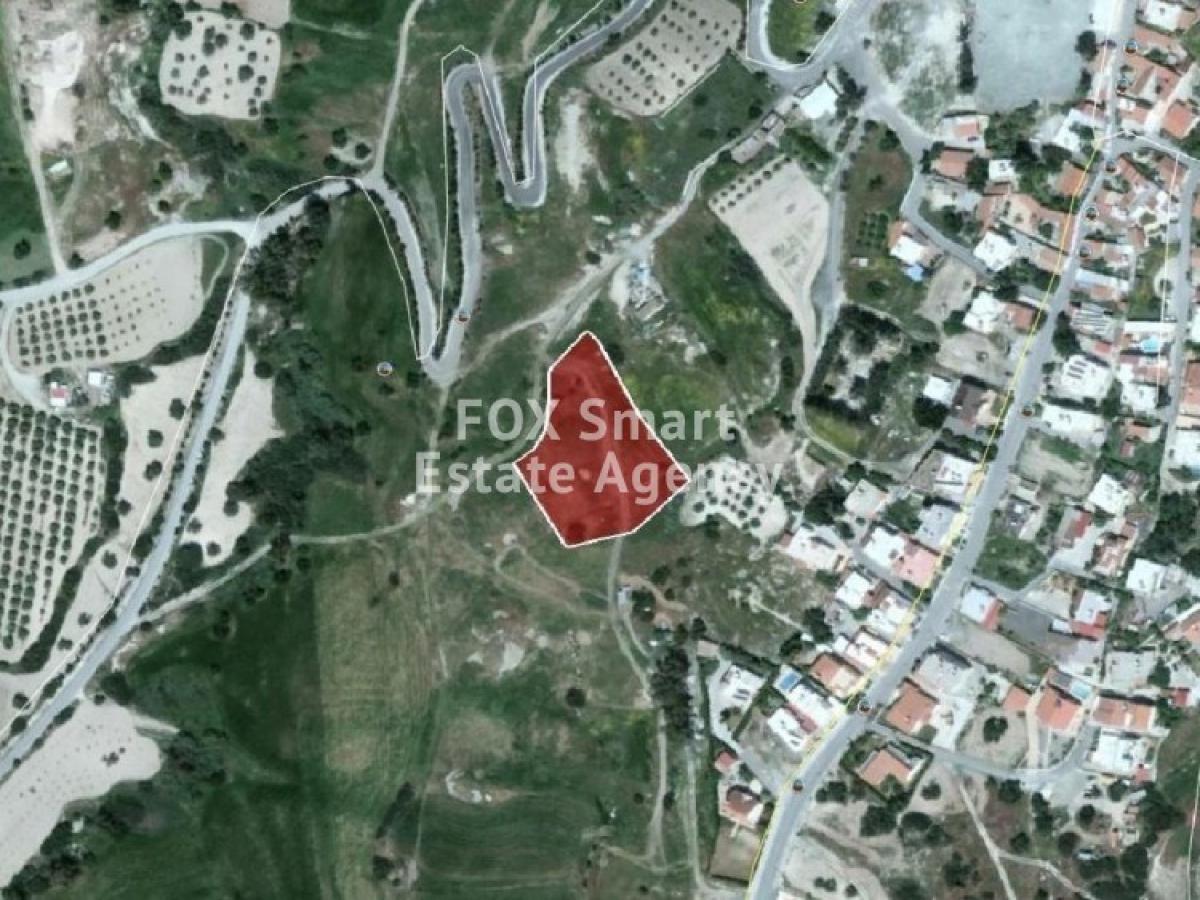 Picture of Residential Land For Sale in Pentakomo, Limassol, Cyprus