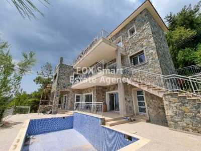 Home For Sale in Moniatis, Cyprus