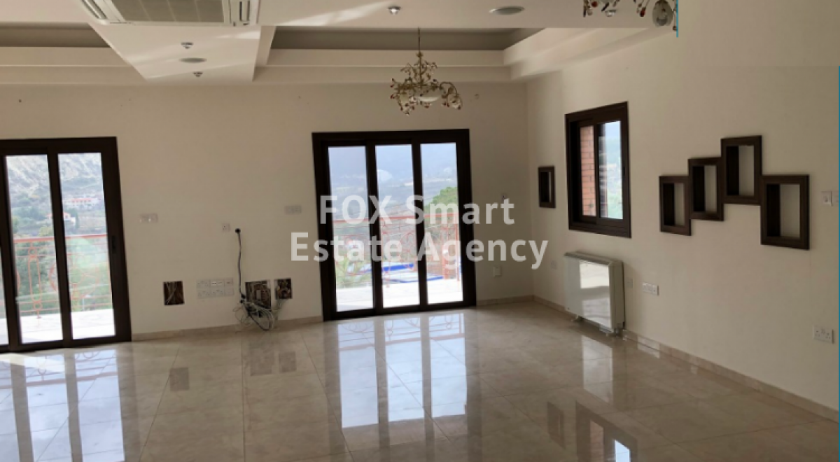Picture of Home For Sale in Trimiklini, Limassol, Cyprus
