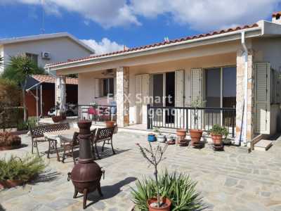 Bungalow For Sale in Souni, Cyprus