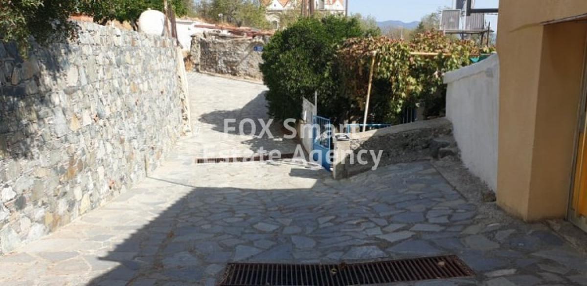 Picture of Home For Sale in Sanida, Limassol, Cyprus