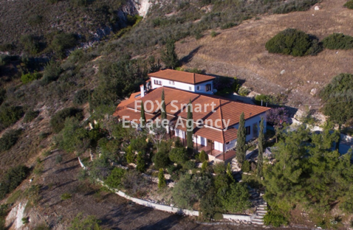 Picture of Home For Sale in Akrounta, Limassol, Cyprus