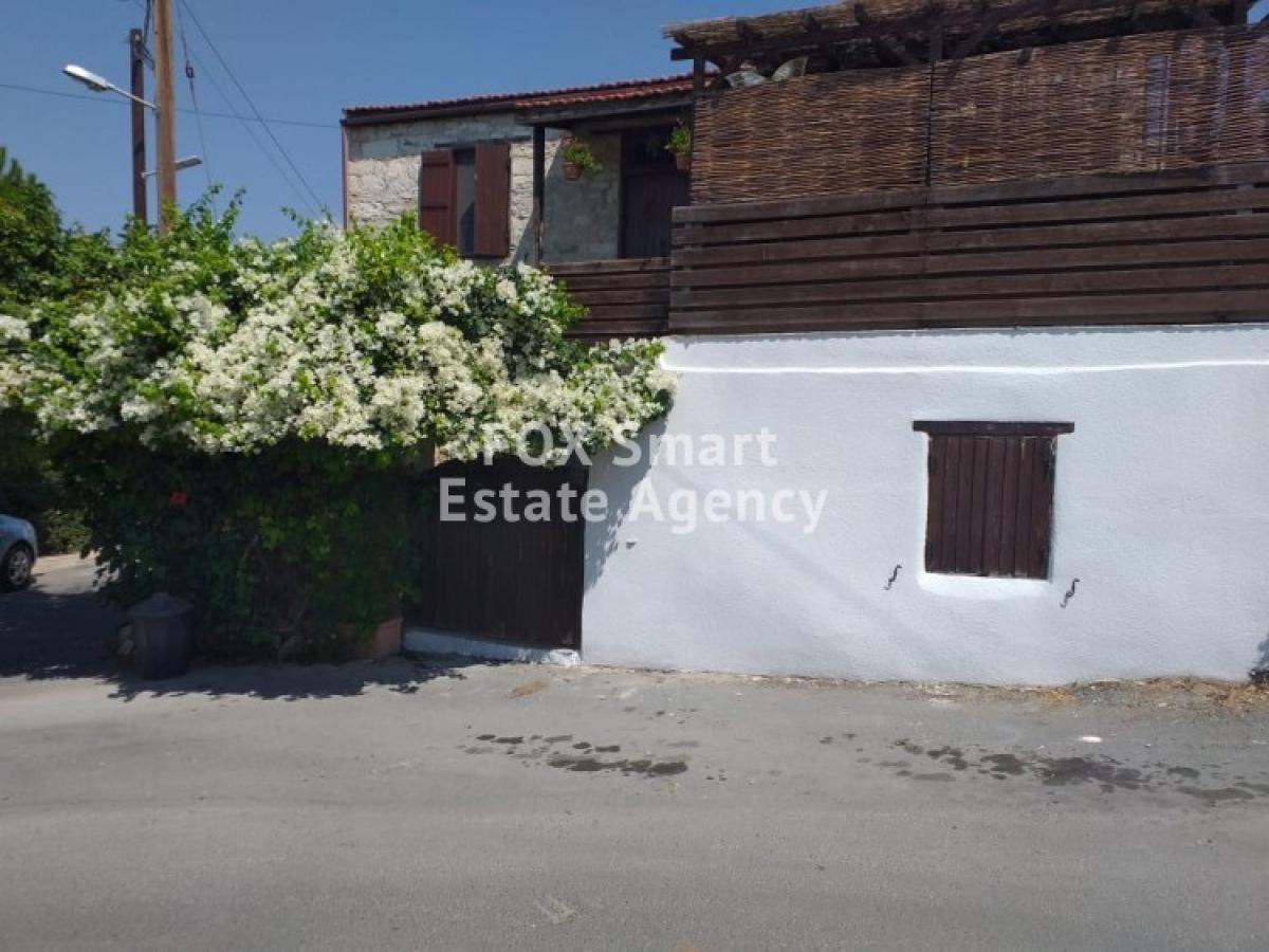 Picture of Home For Sale in Pentakomo, Limassol, Cyprus