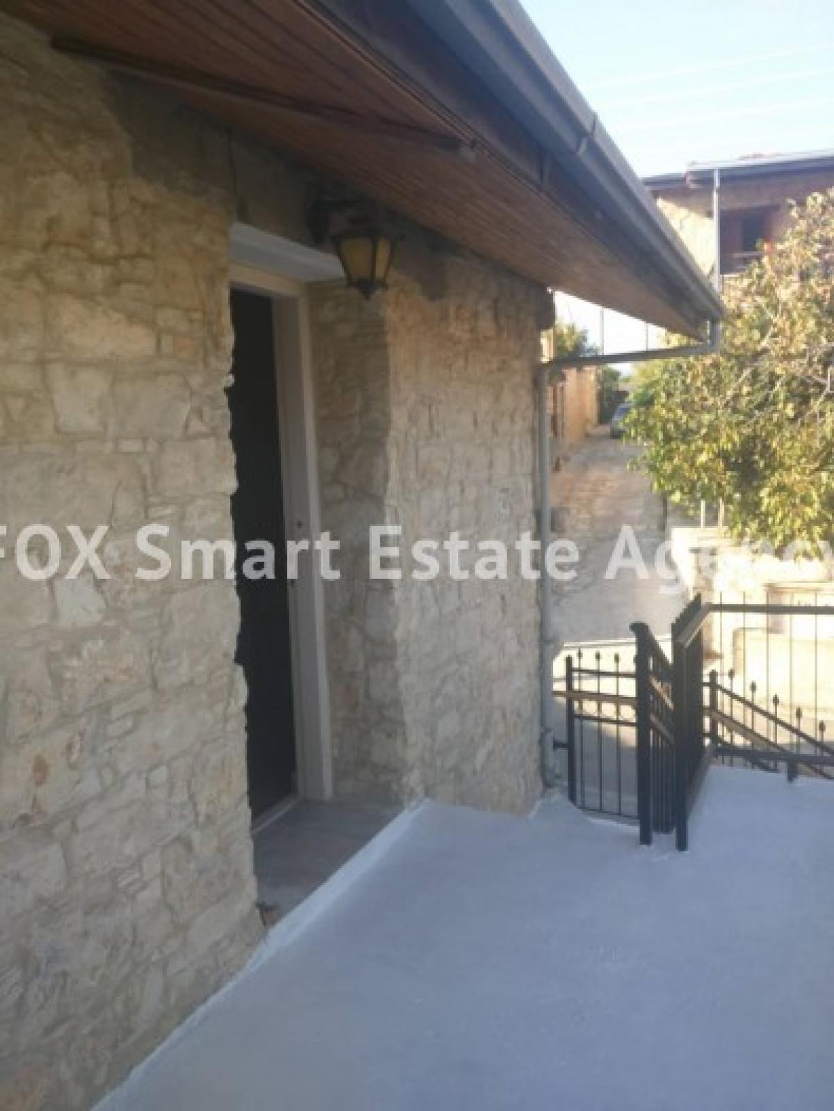 Picture of Home For Sale in Lofou, Limassol, Cyprus