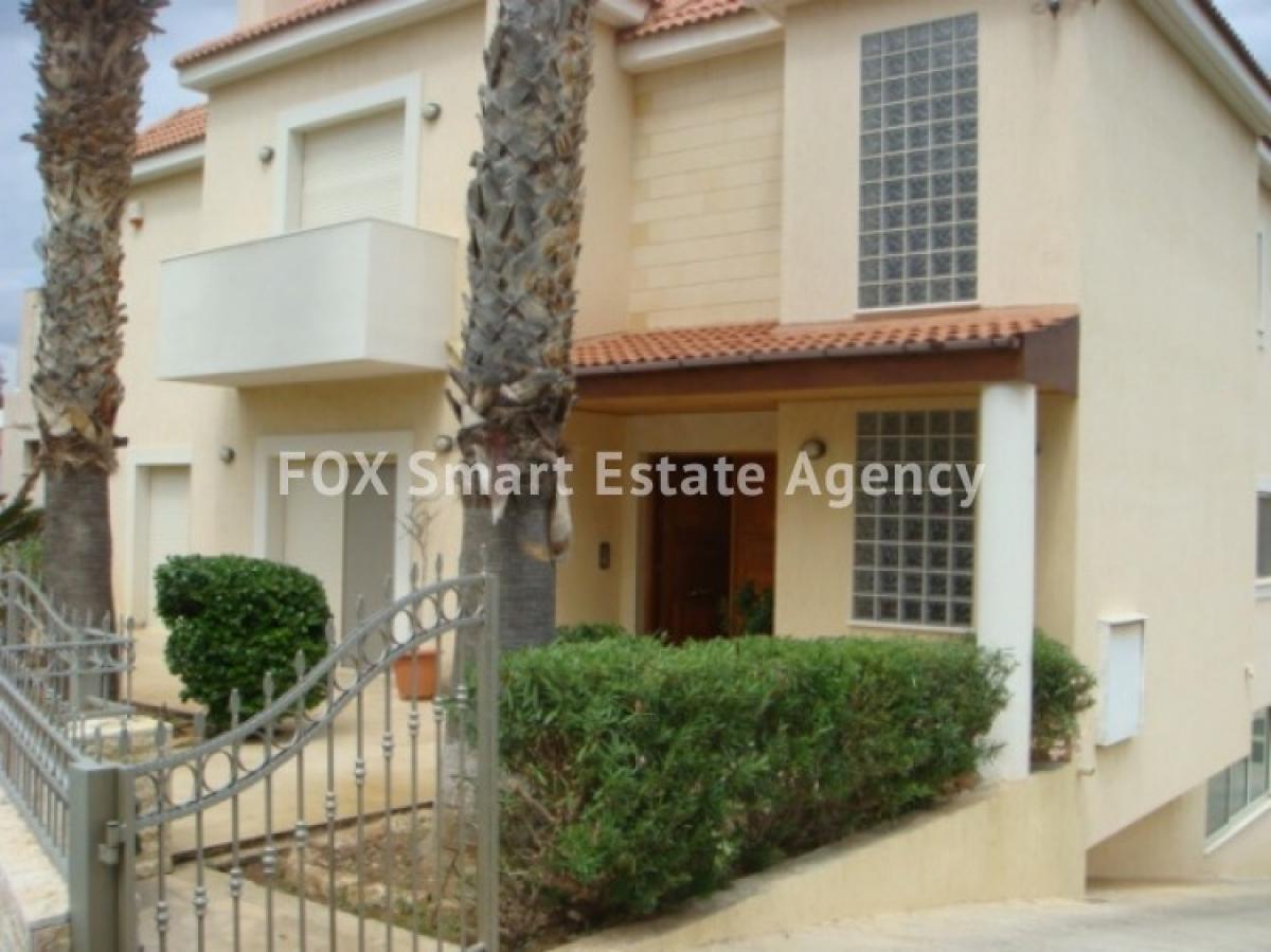 Picture of Home For Sale in Columbia, Limassol, Cyprus