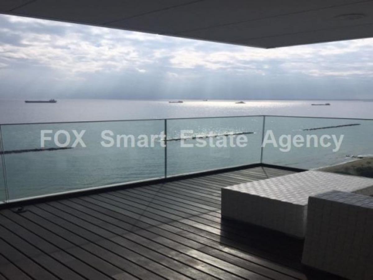 Picture of Apartment For Sale in Neapoli, Limassol, Cyprus