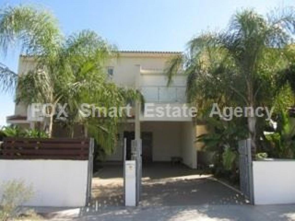 Picture of Home For Sale in Pentakomo, Limassol, Cyprus