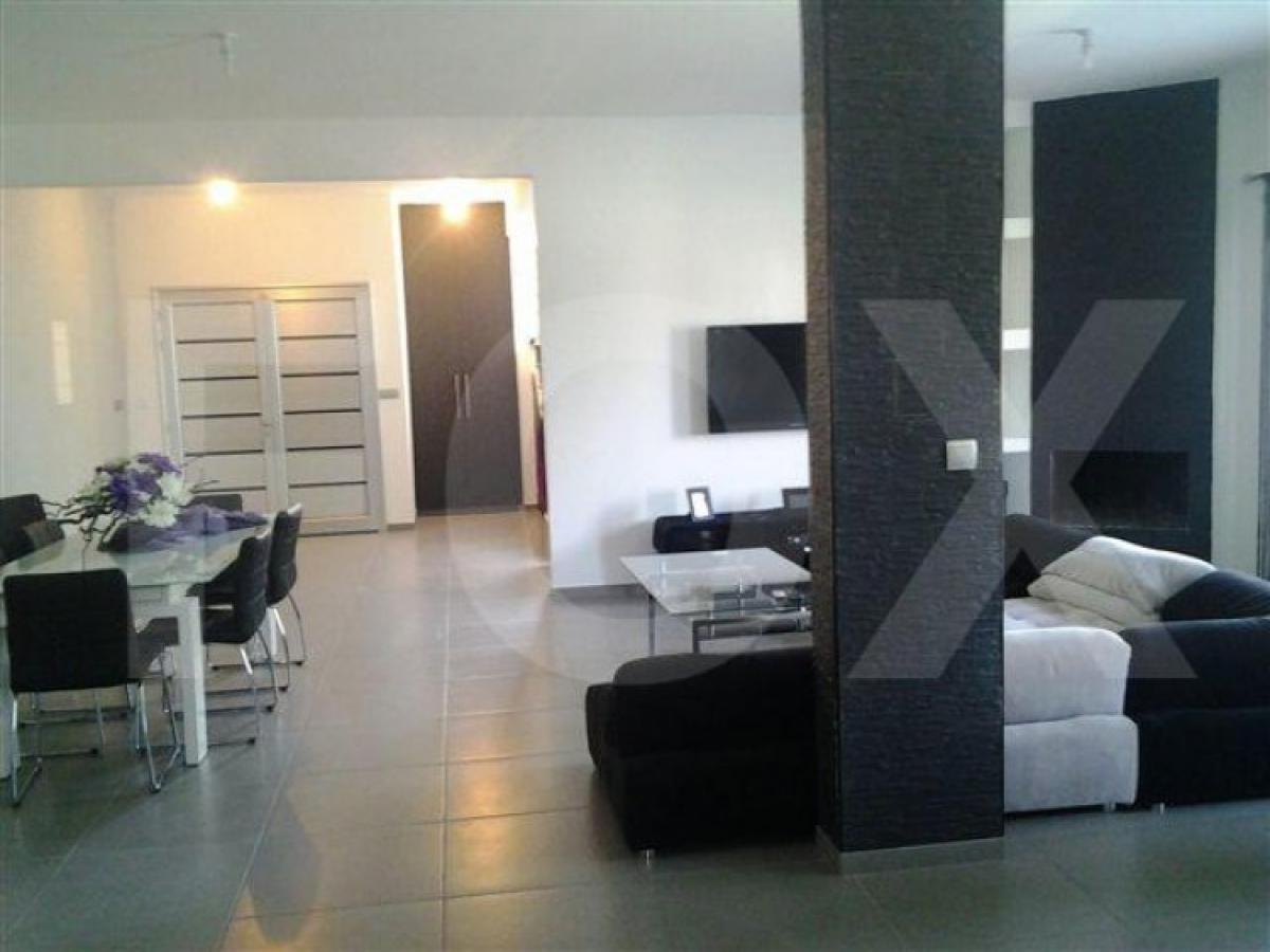 Picture of Home For Sale in Kolossi, Limassol, Cyprus