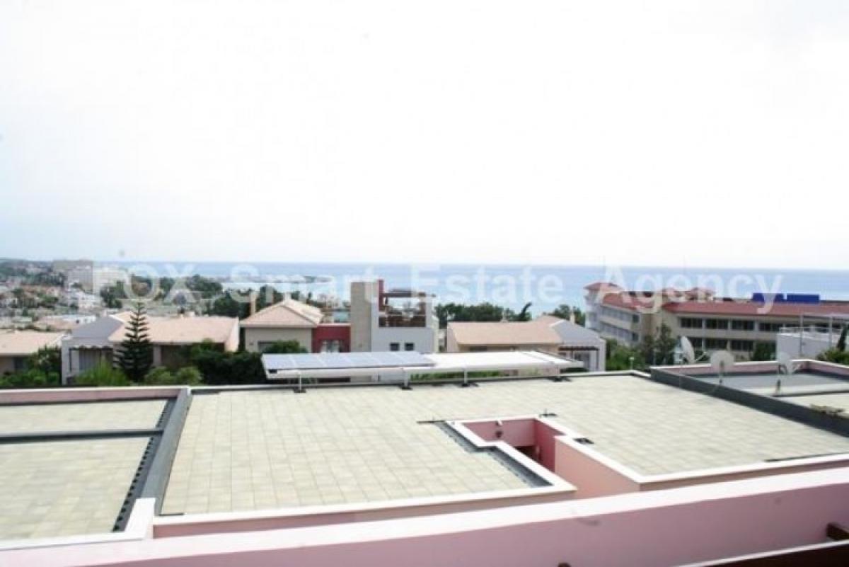 Picture of Apartment For Sale in Amathounta, Limassol, Cyprus