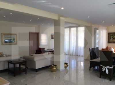 Apartment For Rent in