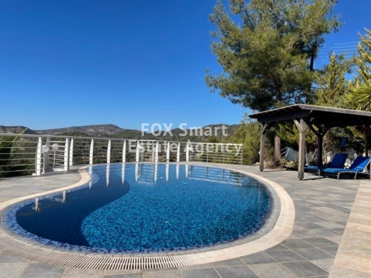 Picture of Home For Sale in Moniatis, Limassol, Cyprus