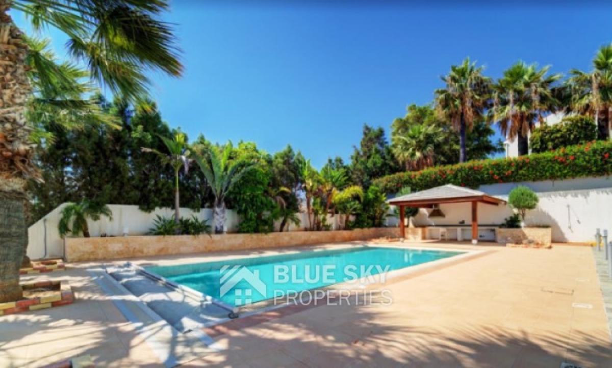 Picture of Apartment For Sale in Agios Tychon, Limassol, Cyprus