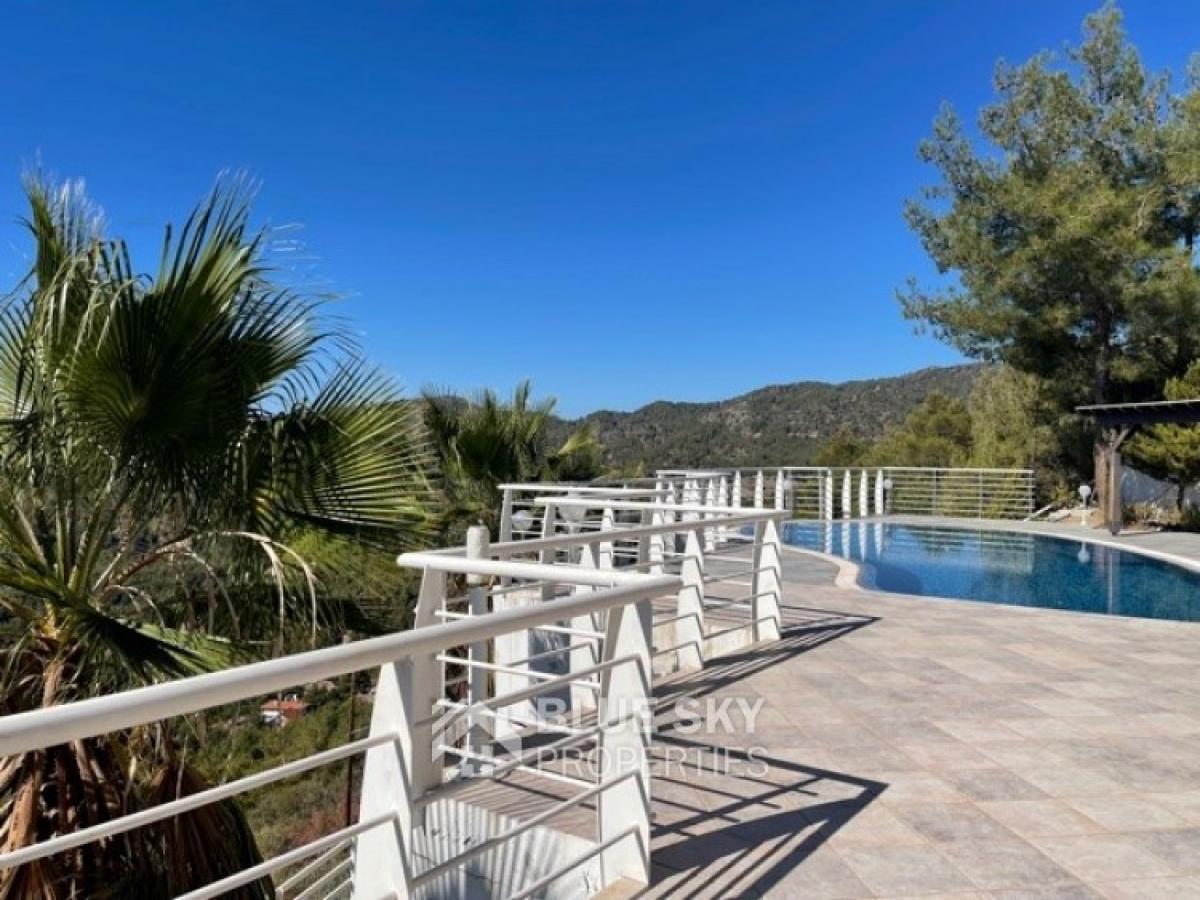 Picture of Home For Sale in Moniatis, Limassol, Cyprus