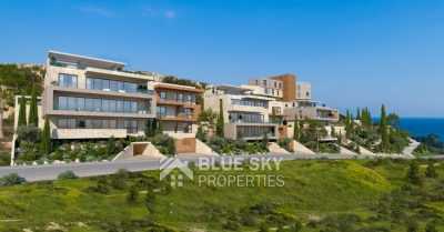 Apartment For Sale in Agios Tychon, Cyprus