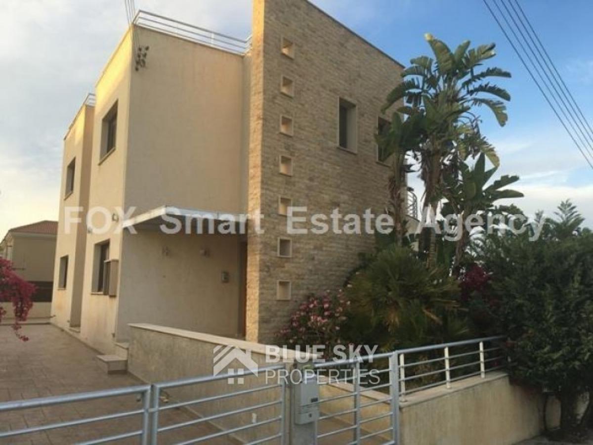 Picture of Home For Sale in Ypsoupoli, Limassol, Cyprus