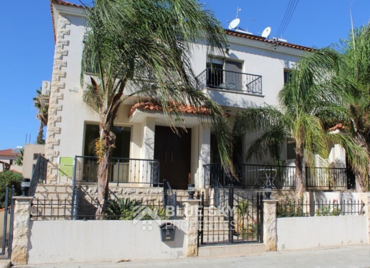 Picture of Home For Sale in Zakaki, Limassol, Cyprus