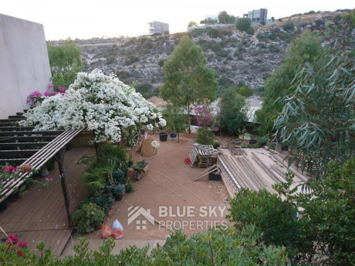 Picture of Home For Sale in Laiki Leykothea, Limassol, Cyprus