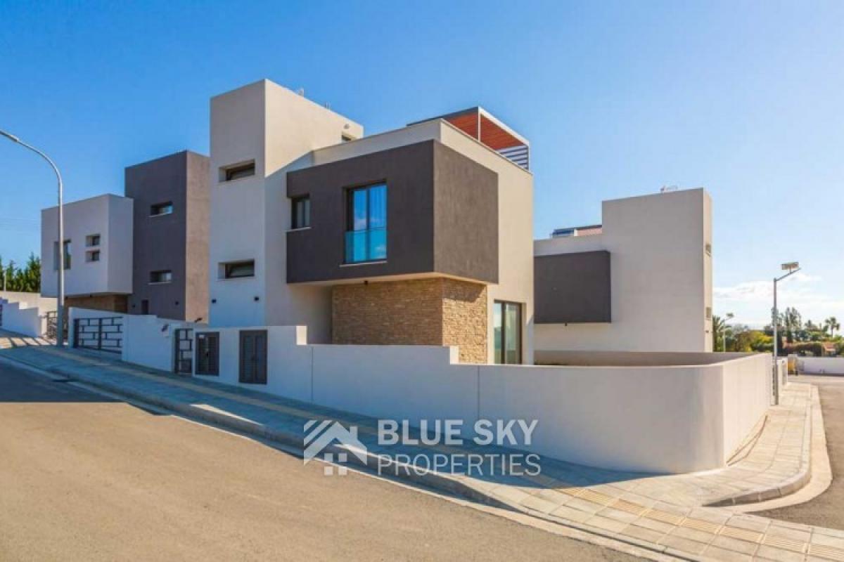 Picture of Home For Sale in Pyrgos Lemesou, Limassol, Cyprus