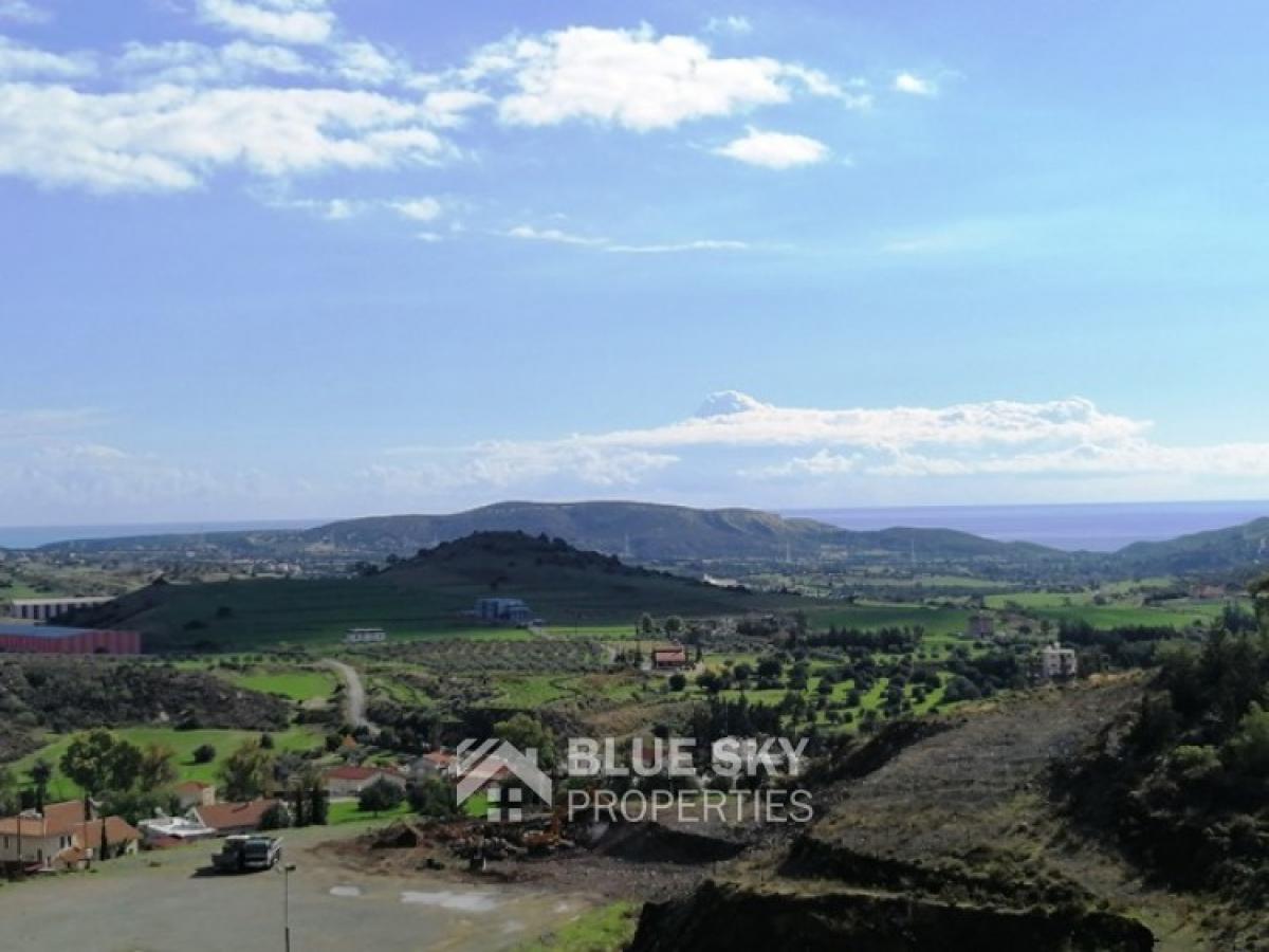 Picture of Home For Sale in Monagroulli, Limassol, Cyprus