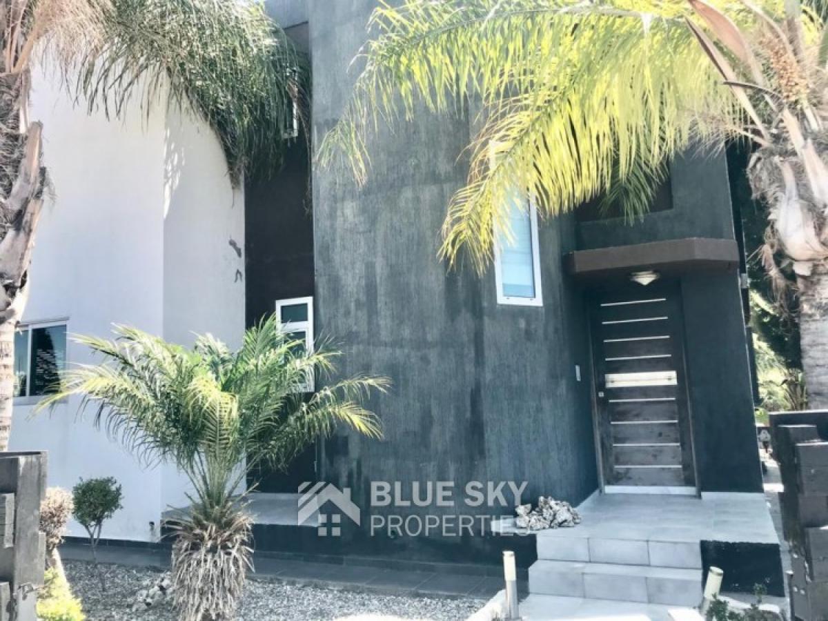 Picture of Home For Sale in Ypsonas, Limassol, Cyprus