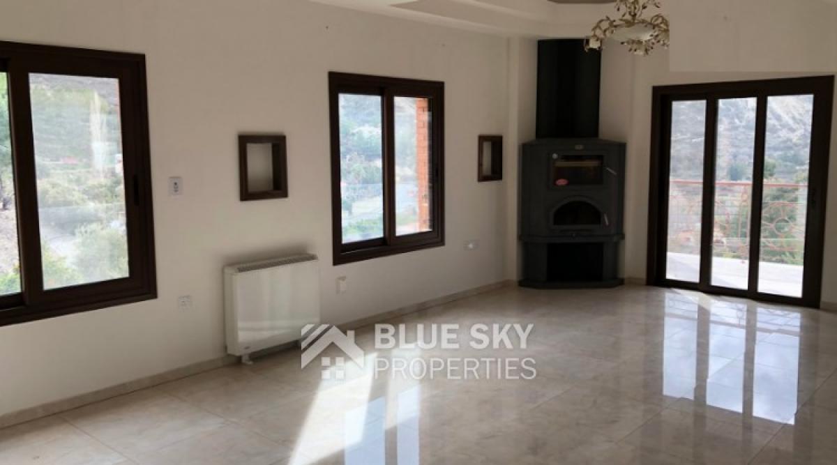 Picture of Home For Sale in Trimiklini, Limassol, Cyprus