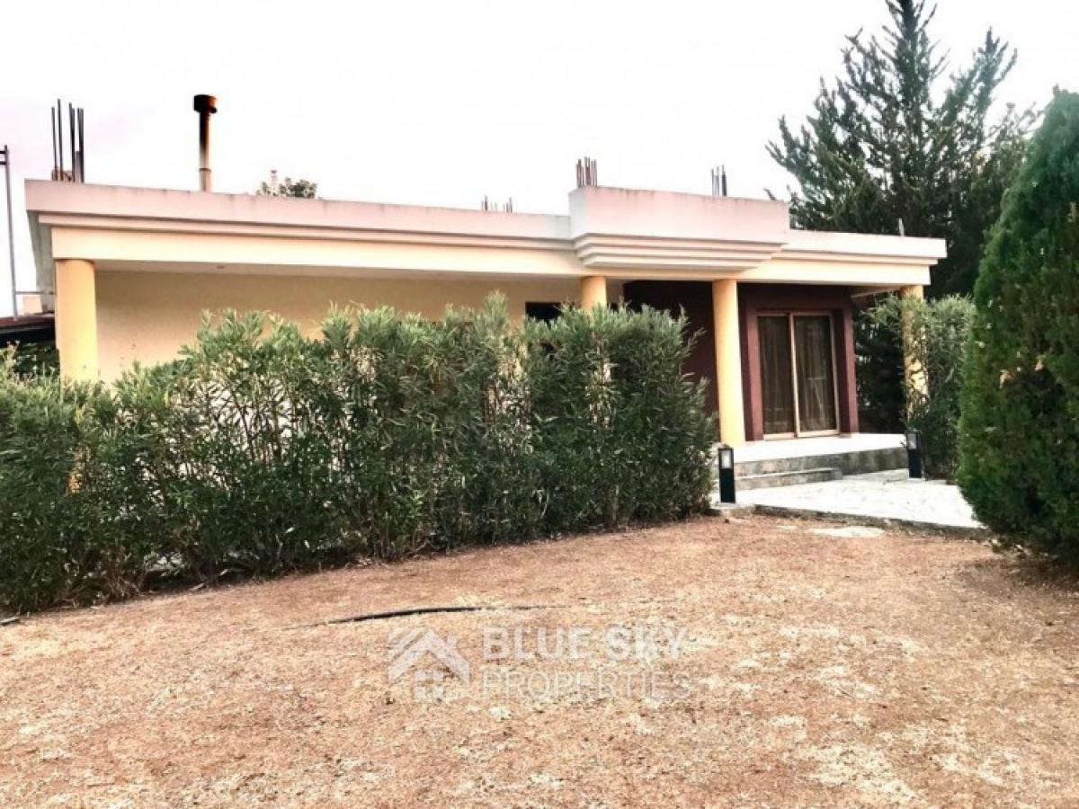 Picture of Home For Sale in Paramytha, Limassol, Cyprus